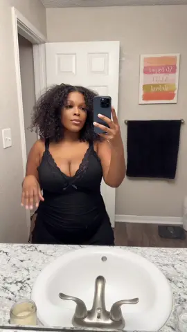 This nightgown is a must have!!!!! So grown and sexy 😍 #nightgowns #nightgown #avidlove #nightgown #sleepwear #tiktokshopmusthaves @Avidloveofficial 