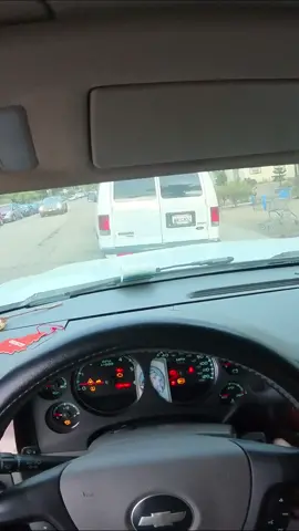 Locksmith makes a key and remote for a chevy suburban in Oxnard, CA.