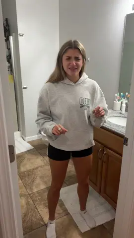 TURN OFFF THE LIGHTS #BROKE 