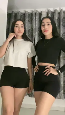 dos dias enojada @unatalvbeltran_.26 😎#fyp #tiktok #viral #foryou #parati #twins 