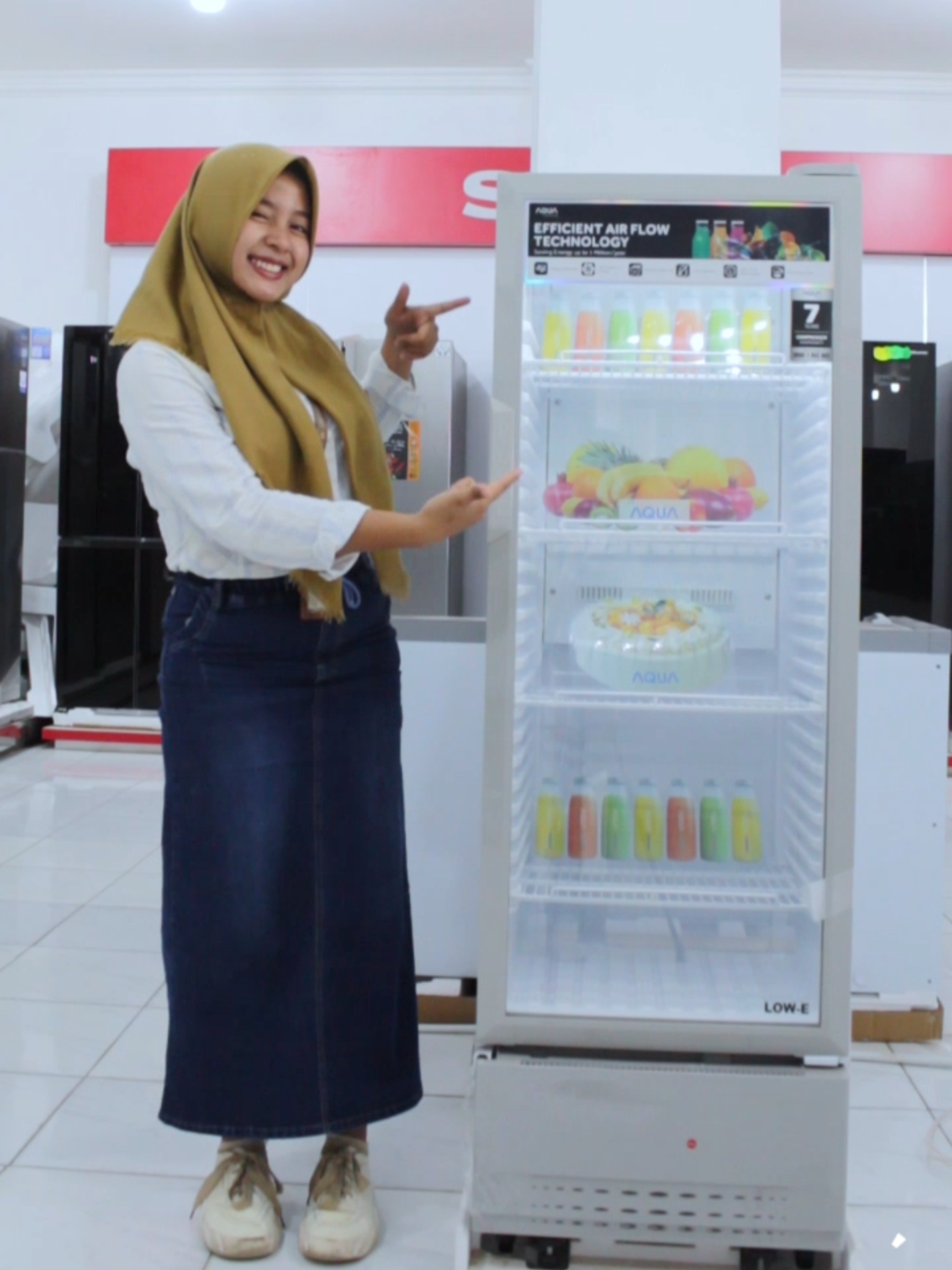 Showcase 1 Pintu Aqua Japan AQB 240 Cold Chain 230 Liter