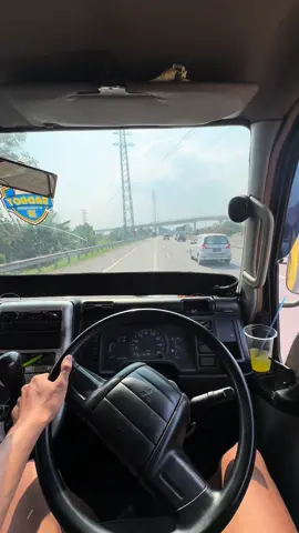 yang belum bikin sw ambil aja boloo😜#fyp #drivermuda #herexstyle #trukmbois #canter #cantermania #trukmodifikasi #storywa #truck 