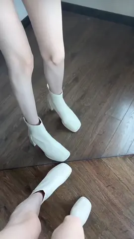 Đôi bốt cao cổ đế cao 7cm cân mọi out fit luôn nha, tui mang từ mùa đông năm ngoái đến mùa đông năm nay vẫn mới tinh xinh iuuuu nha #botcaoco #botda #botnu #giaybotnu 