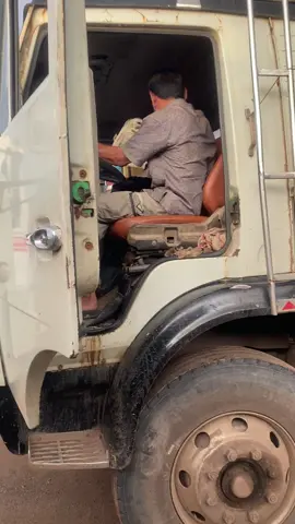 ຕໍານານທີ່ຍັງມີລົມຫາຍໃຈ #ລົດເກົ່າຄົນແກ່