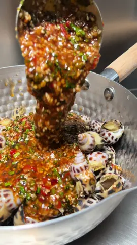 🐚ខ្យងទាំងបីរសជាតិ មាននៅMommy Seafood