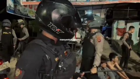 Jadi gimana padang hari ini? Meresahkan bukan?   Semangat buat pejuang diluar sana,apapun yang terjadi kamu selalu melindungi masyarakat #fyp #foryou #4u #polisi #tawuran #balapliar #padang #sumbar #polisiindonesia #pelindung #pengayom #pelayan