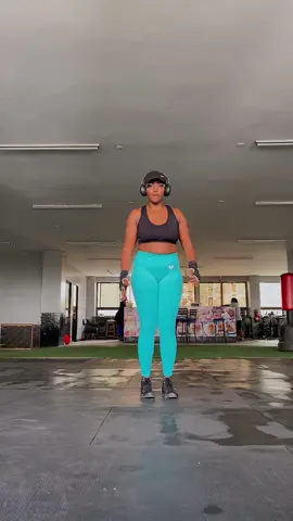 #gym #lorraineirenek #dancerlorraine #fyp #breakdance 