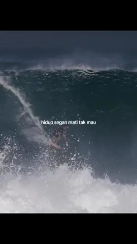 hidup segan mati tak mau