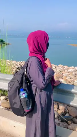 پھر ملیں گے کبھی مگر اجنبی بن کر🙂🥀
