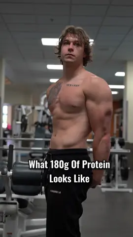 When it comes to building muscle the golden rule is to eat around 1g of protein per lb of bodyweight. Here is what 180g of protein looks like: @Justin Anderson  #gym#protein#whatieatinaday#fulldayofeating#Fitness#training#muscle#weightloss 