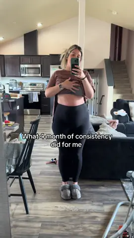 Consistency is everything! Have I been perfect with my diet and workouts the whole time? No, but have I stayed consistent? Yes!!  I still have some work to do to reach my goals, but seeing the changes helps me stay motivated. #postpartumjourney #fitnessmotivation #postpartumjourney #postpartumfitness #postpartumbody 