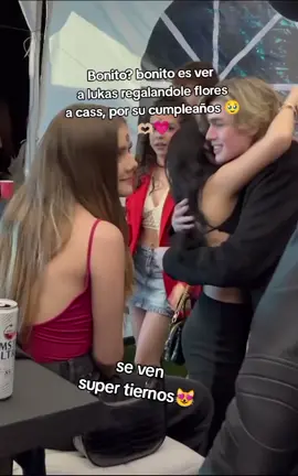 #amor#pinchetiktokponmeenparati😘 #parati #fyp #lukasurkijo #cass#tiktok @Lukas urkijo @cassie  que viva el amor🥳💞💗🥹😻