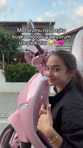 yetenekleri biriymişim 😂🎀🩷👌🏻🧿 sonuna bayılacaksınız😍 #fyp #motorcycle #pinkmoto 