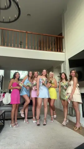 My girls #fyp #flowers #hoco @Taylor Cari @Andie Burns @ava’s secret @taylor 