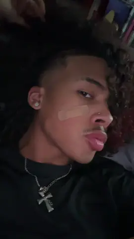 #lightskin #curlyhair #fineshit #facecard #fyp #goviral #dontletthisflop #viral #blowthisup #foryoupage #draft #viraltiktok  