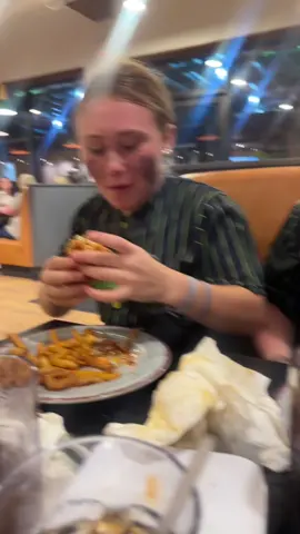 being at the field all day makes you HUNGRY🤗🤗 #fypシ゚viral #softball #bigbackactivities #charlstonsc #shipyardpark @kayden grace❤️‍🔥 