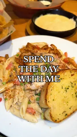 Finding things to fill my day since my kids are no longer homeschooled… but why would I do paintball in white shoes? 🫠🥴😂 #dayinthelife #newbalance #newbalance550 #newbalance9060 #chillis #cajunpasta