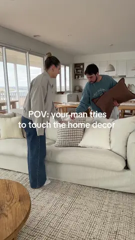 Right?  #homedecor #homestyling #interiordecor #livingroomdecor #livingroomstyling 