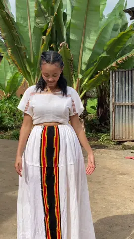 ❤️💛🖤yoo yoo Gifattaa #wolitatiktok #habesha #ethopiantiktok #viralvideos #bilen_g12 #wolaytadance #yoyogifaataዮዮጊፋታ❤️ወላይታ❤️❤️❤️🥰🥰🥰 