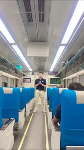 Jalan Jalan Dulu Gasi #random #bismillahfyp #xyzbca #keretaapiindonesia #pramugara