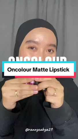 Oncolour matte lipstick @oriflameidofficial ini salah satu lipstik yg super best seller di oriflame ,, favorit mu warna apa gais ?? 😃😃 Bisa order di 081615123000 yaaa 🤗🤗