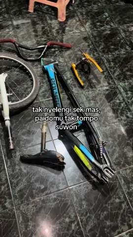 Suwon wes ngece🙏🏻 #fyp #fypシ #fypdongggggggg #xyzbca #foryou #ontelan #onthelsidoarjo #onthelansurabaya #bmx #bmxsidoarjo #bmxsurabaya #fyppppppppppppppppppppppp 