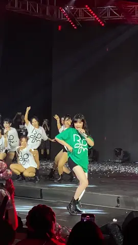 Park Bom is so ready for her comeback with 2NE1 Welcome Back Asia Tour ♥️♦️♠️♣️ Nolza!!! #parkbom #2ne1 #iamthebest #welcomeback #bomshell #fyp 