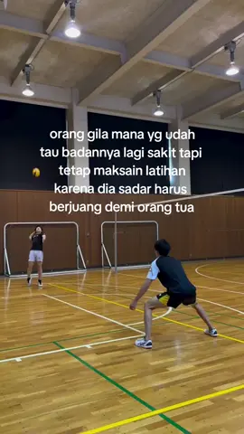 karena dia sadar harus berjuang demi ibu nya #voliball #bismillahfyp #masukberanda #voliasik #bahanswmu #volleyballplayer #bismillahfyp #fyp #voliasik 
