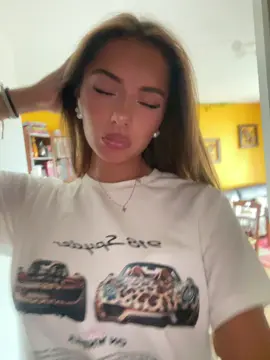 les t-shirts @artonwheels.co >>>>