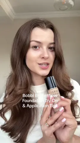 Do we like these first impressions / mini review & application tip videos?  First @bobbibrownuk foundation I’ve tried in years and I’m impressed 👏🏼