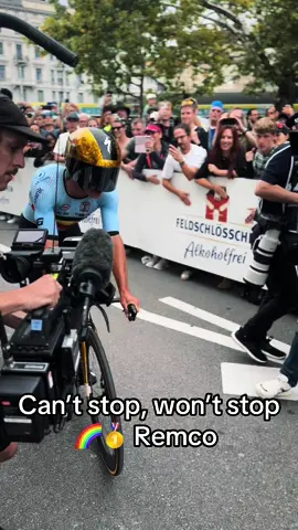 🌈🌈 for remco #sportstiktok #UCI #cycling #Zurich2024 