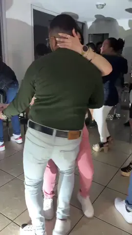 Asi nos fue anoche 🥳🥳 #amor #bailecito #bailestiktok #merengue #merenguedominicano #fyp #paratii #viraltiktok #merenguito 