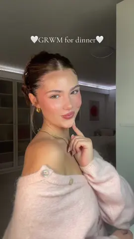 Mein neuer Lieblings look💌 we love @Flower Knows Makeup  ihr bekommt sogar aktuell 5% mit: valentinasophie (Anzeige wegen Markenerkennung) #foryourpages #makeuptutorial #glowymakeup #grwm 