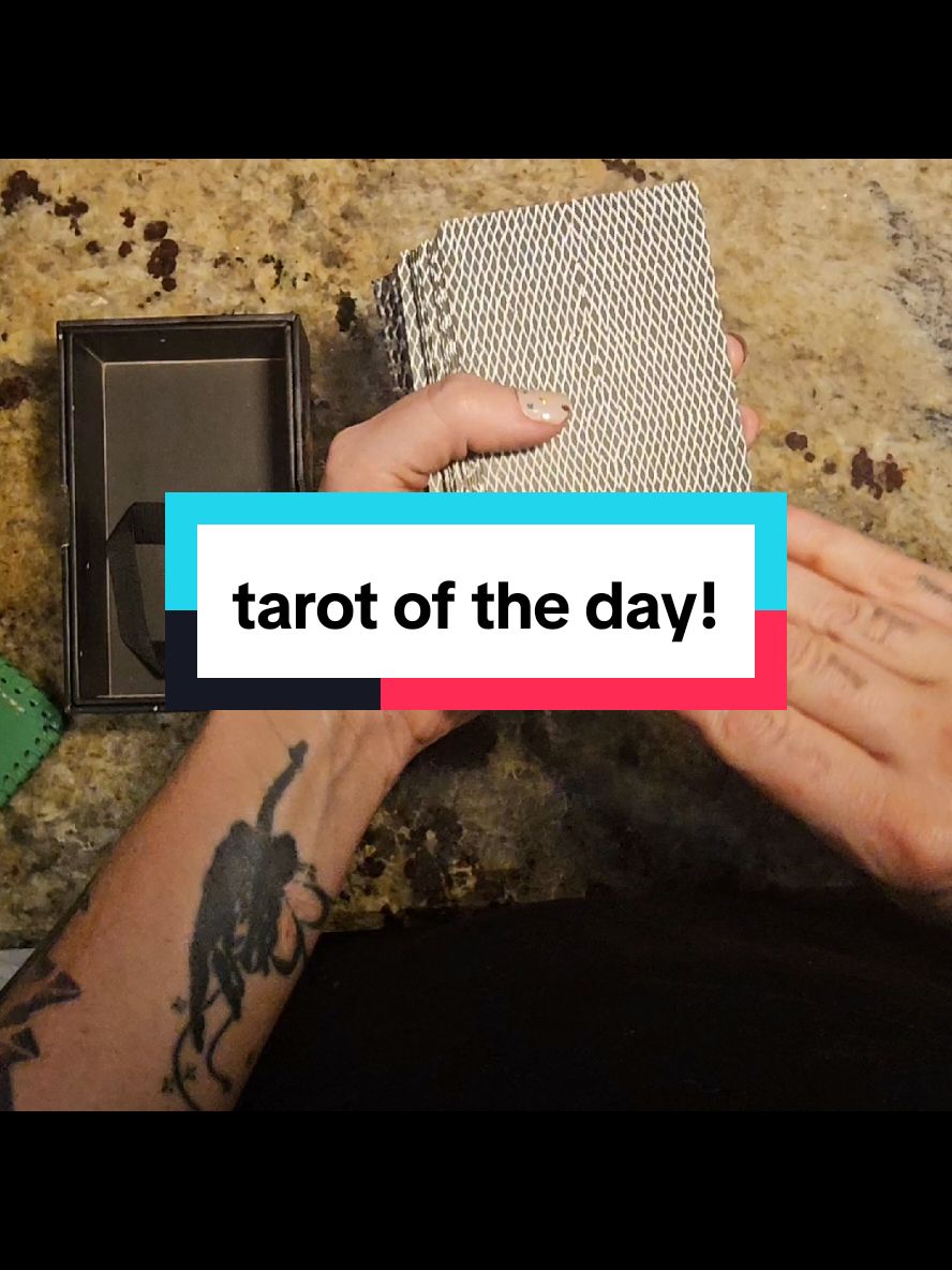 Have things been difficult lately? well, cheer up friends! there's beautiful things coming your way! ♥️🧡💛💚🩵💜 #tarot #MomsofTikTok #LearnOnTikTok #witchtok 