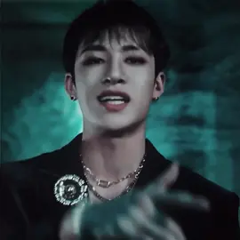 ai que absurda #leeceta #straykids #bangchan #leeknow 