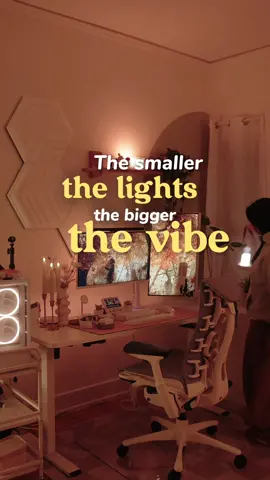 The best way to end the weekend is with some cozy gaming & ambient lights ✨🍂🌙  #cozyvibes #cozyathome #desksetup #pcsetup #cozygamer #cozyaesthetic #desktour #Tech 