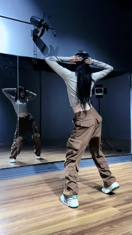 Tutorial Slow 0,75s #nhanpato #nhanpatotutorial #wedonttalkanymore #TikTokDanceVN #dance #BNdanceteam #fyp 