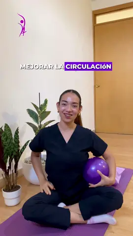 👩🏻‍⚕️¿Trabajas muchas horas de pie? ¿Sientes las piernas pesadas al final del día?🦵🏻¡Tenemos la solución perfecta para ti! ✨Con esta rutina de 5 ejercicios podrás mejorar la circulación, promover el retorno venoso y sentir tus piernas más descansadas. Dosificación: ✅Repetir cada ejercicio 10 veces, puedes hacer de 2 a 3 series. ✅Si deseas hacerlos por tiempo puedes hacer 1 min continuo de cada ejercicio. #fisioterapia #ejercicioterapeutico #vidasaludable #terapiafisica 
