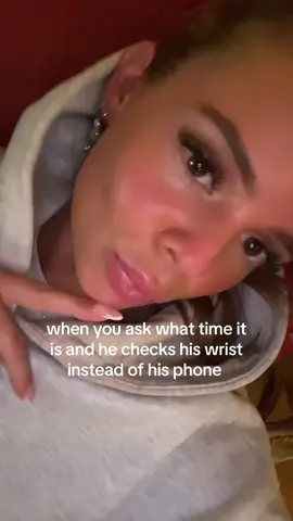 😮‍💨😮‍💨 #latenight #boyfriend #wristwatch #watch #fotbal⚽ #trending 