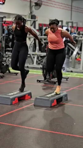 lets dance😊🫡❤️❤️❤️🥰. #sama28 #fyp #fit #Fitness #gym #workout #FitTok #GymTok #fitnesstiktok #fitfam #hiit #hiitworkout #hiitcardio #hiitstep #fitnessmotivation #gymmotivation #fitnessmotivation #mondaymotivation 