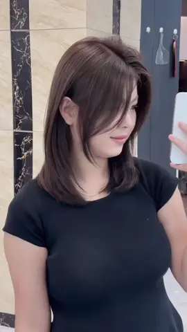 Layer lỡ mái bay kết hợp nâu lạnh tôn da #xuhuong #minhrhairquan7 #layeredhaircut #layerlỡ #duỗihơinước #duỗitựnhiên #màunhuomtonda #nâulạnh #màutócđẹp #duỗiphonghoinuoc #tócmáiđẹp #máibay #salonquan7 