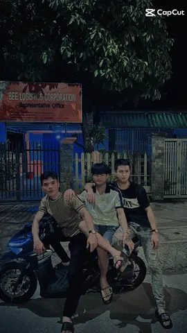 3ae siêu nhân lên kiếm ny 😝😆