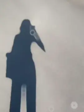 thật ra riêng chuyện gia đình thôi, cũng đã đủ làm em tan nát rồi...em cũng đang ở độ tuổi tập lớn thôi. Nhưng những gì em chịu đựng quá chua sót quá#xh #đời 