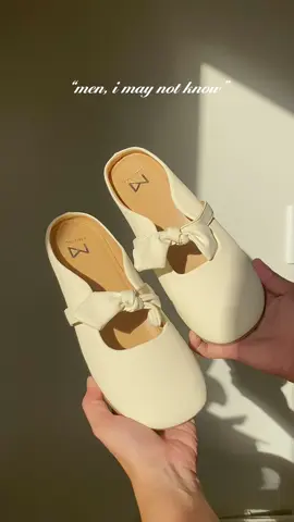 I may not know men but shoes I know! This pair from @ParisZoey.PH is my current fave✨🥿👠 #pariszoey #pariszoeyshoes #mulesshoes #flatshoes 