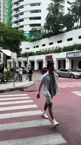 Good morning 🇹🇭 #coffee #morning #thailand #bangkok #fyp #stalker #flirting 