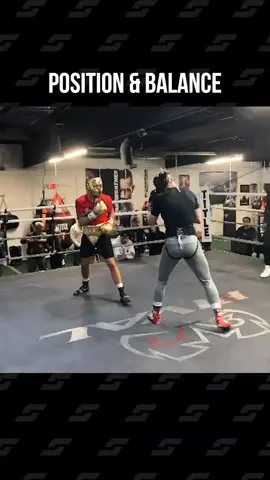 Key to a SOLID Footwork #boxing #boxingtechnique #boxingbreakdowns #boxingtricks #boxinganalysis #boxinghighlights #boxingskills #sweetscience 