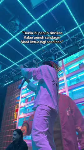 Iyakann ketua..? #goldentigermedan #xyzbca #party #clubbing #fyppppppppppppppppppppppp #neverstopflying #medantiktok #medan 