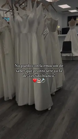 que emoción 🥺❤️ #wedding #mexican #vestidodenovia #vestido #boda #vestidoblanco #weddingtiktok #budget #ring #fyp #godisgood #Love #marriage #Love #vira #tt #trending #tren 