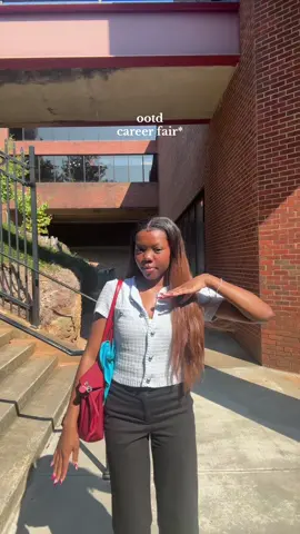 pray I find me a job!! #fypp #collegelife #uga #blackgirlgrwm #outfit #outfit #blackgirl #professionaldevelopment #careeradvice #careertiktok #businesstiktok #quickweavetutorial #blackgirlhairstyles #corporatelife #corporatebaddie #senior 