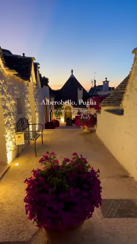 Alberobello, Puglia, Italy 🇮🇹 #alberobello #puglia #italy #travel #pourtoi #foryou 